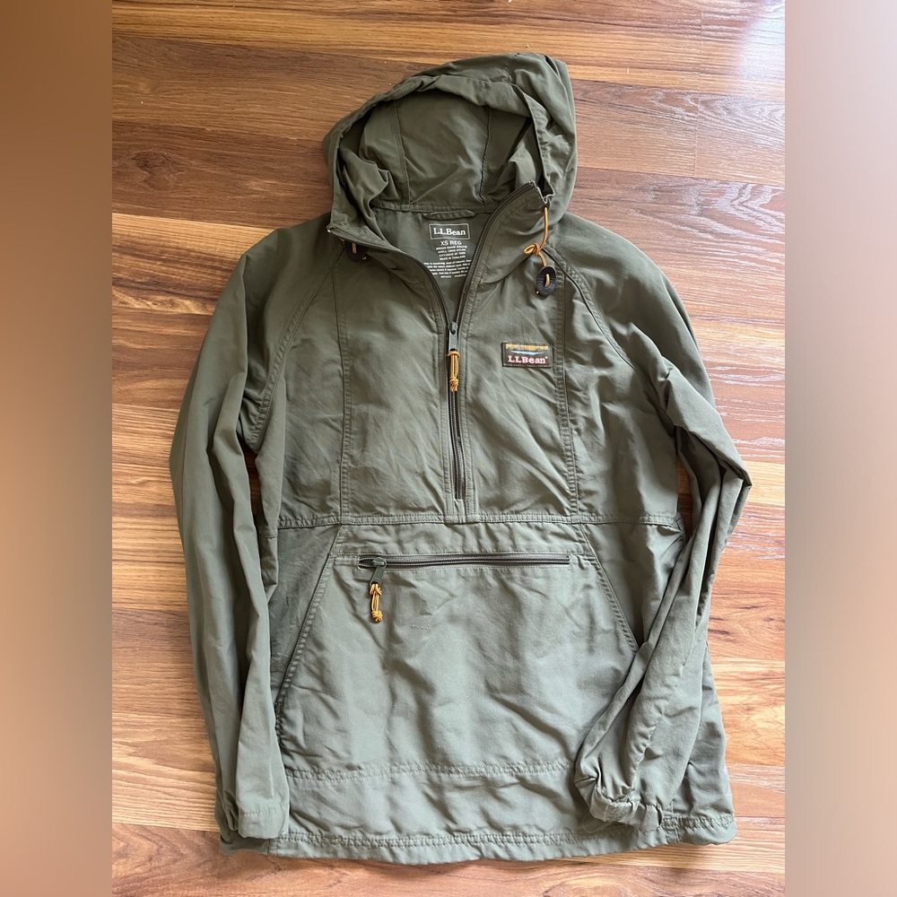 L.L. Bean Women's Green Anorak Jacket